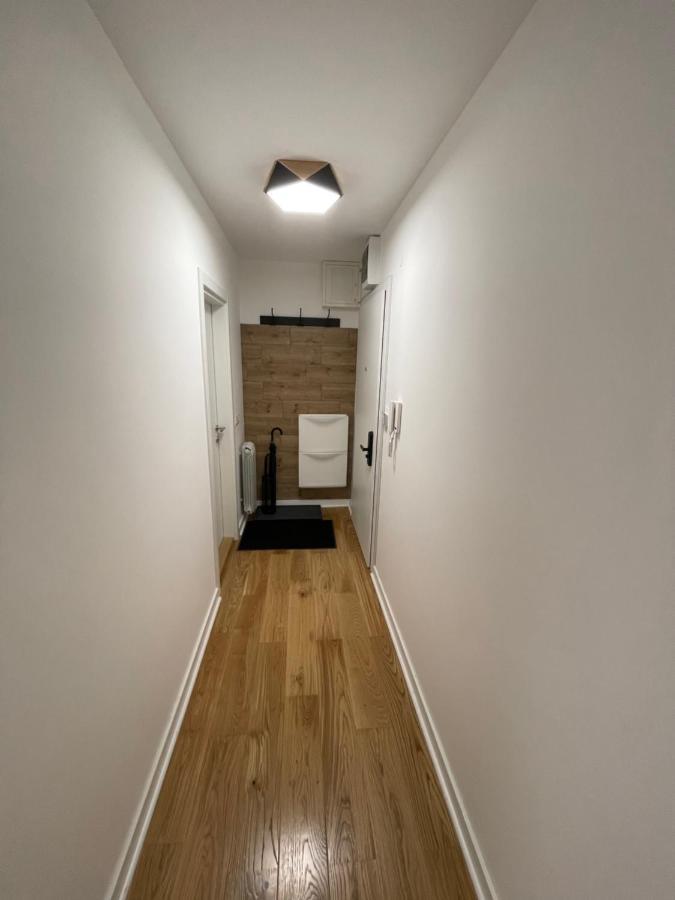 Princess - Free Parking Place In The Garage Belgrado Exterior foto